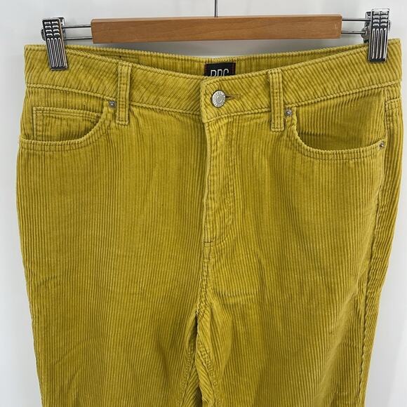 UO BDG Mom High Rise wide tooth corduroy slim loose fit pants sz 27 - Picture 2 of 6